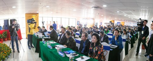 ǩԼ��25��Ԫ������ʮ�����������ǹ��ɶԹ���������Ŀ�ƽ����ǩԼ��ʽ