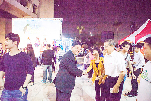 ͼ˵���ֻ�̨��̲�˶����ǻ��ǹ��ɶԹ������ܻ�������