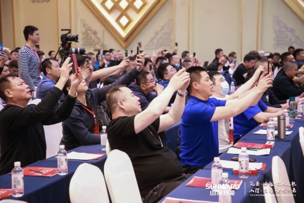 ǩ����10�����ǹ��ɶԹ������ܿ�ɽ����װ����������Ⱦ���