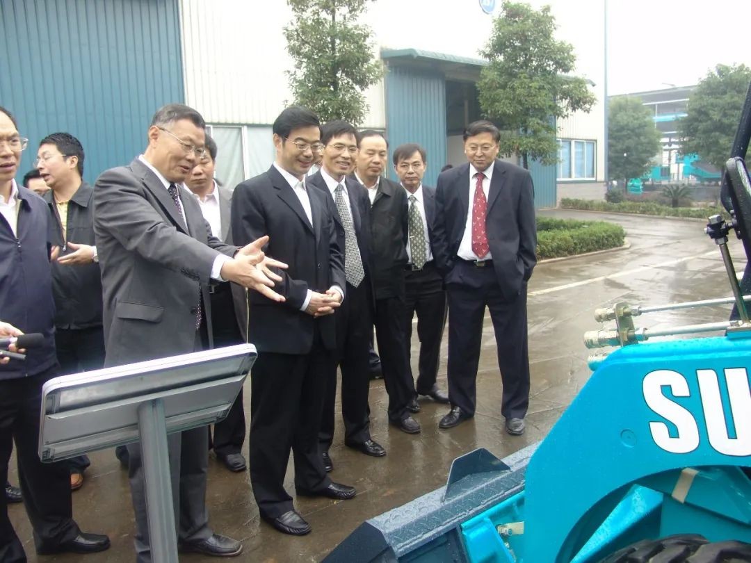 ��ǿ�����ǹ��ɶԹ������ܣ���ǿ֪ʶ��Ȩ���� ����������������