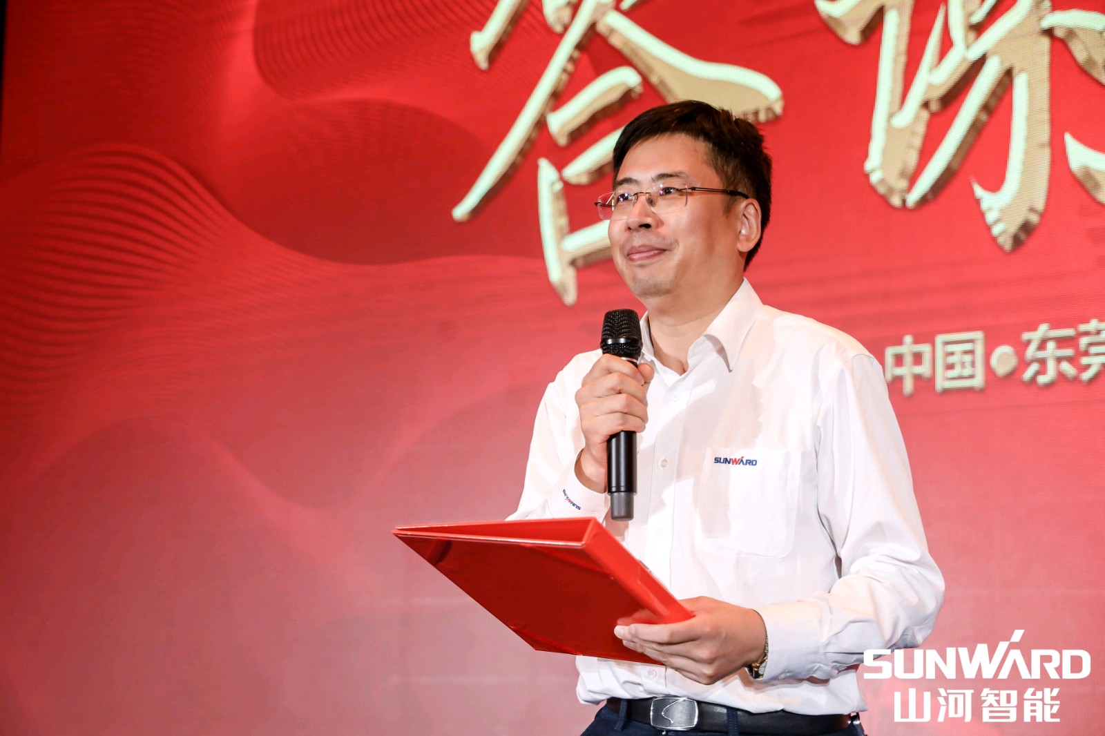 ��׮����ҵ��������߼�¼���ǹ��ɶԹ�������2021�����¿ͻ������ᶫݸվԲ������