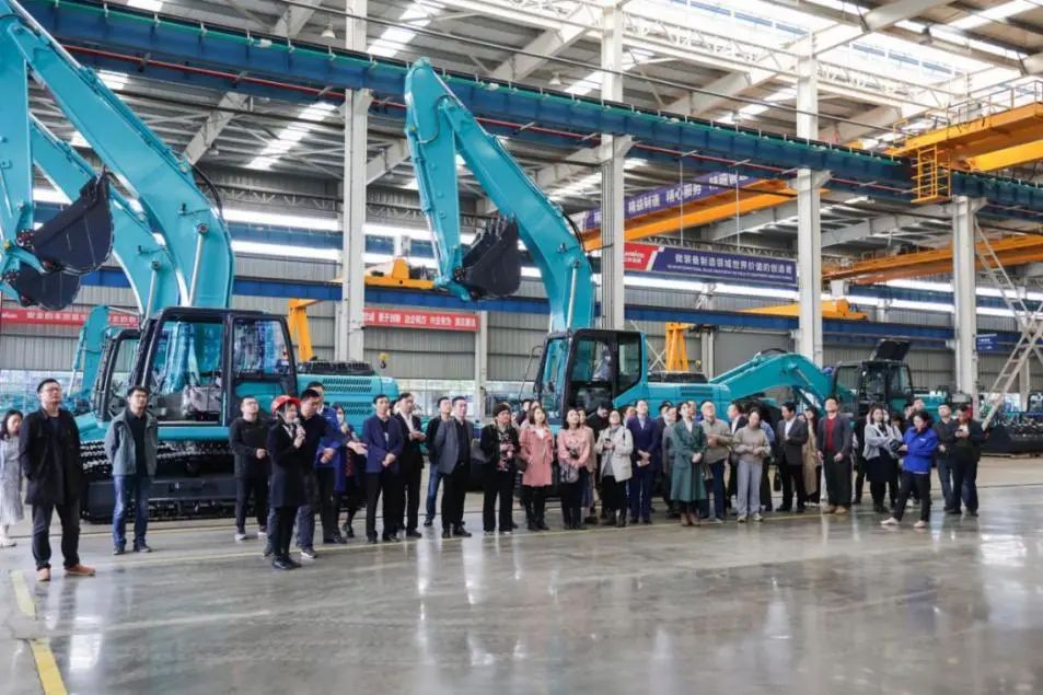 �������ɺ���ʡί�����๤ί�Ŷ�һ�п����ǹ��ɶԹ�������