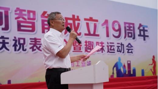 �绪ʮ������Я�����ڷɣ�������ף�ǹ��ɶԹ������ܽ���ʮ��������������������˶���