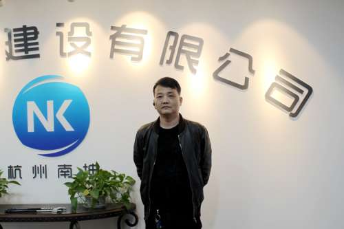 �ǹ��ɶԹ���-׷�󿵽�,����һ������