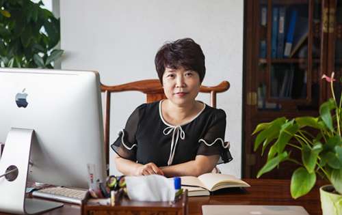 �ǹ��ɶԹ���-׷�󿵽�,����һ������