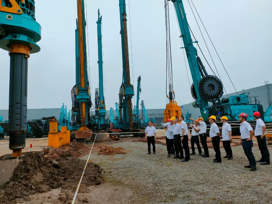 �������ܴ�С׮�ˣ��ǹ��ɶԹ���������˽��ܱ侶װ�������ֳ�