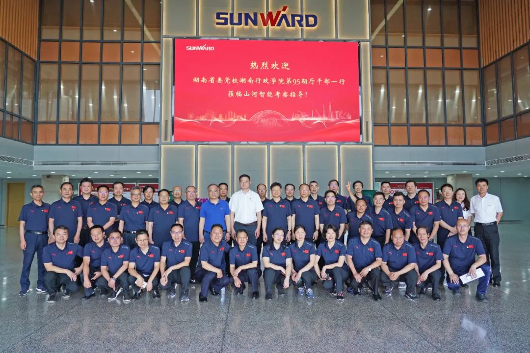 ����ʡί��У���ɰะ�ǹ��ɶԹ������ܿ�չ�ֳ���ѧ�˶�