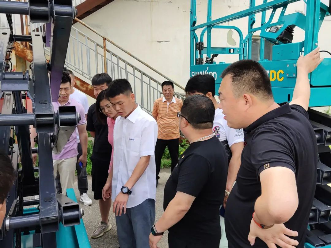 ͬ������ �����ڷɡ�����������&�ǹ��ɶԹ������ܾ�����������˶�