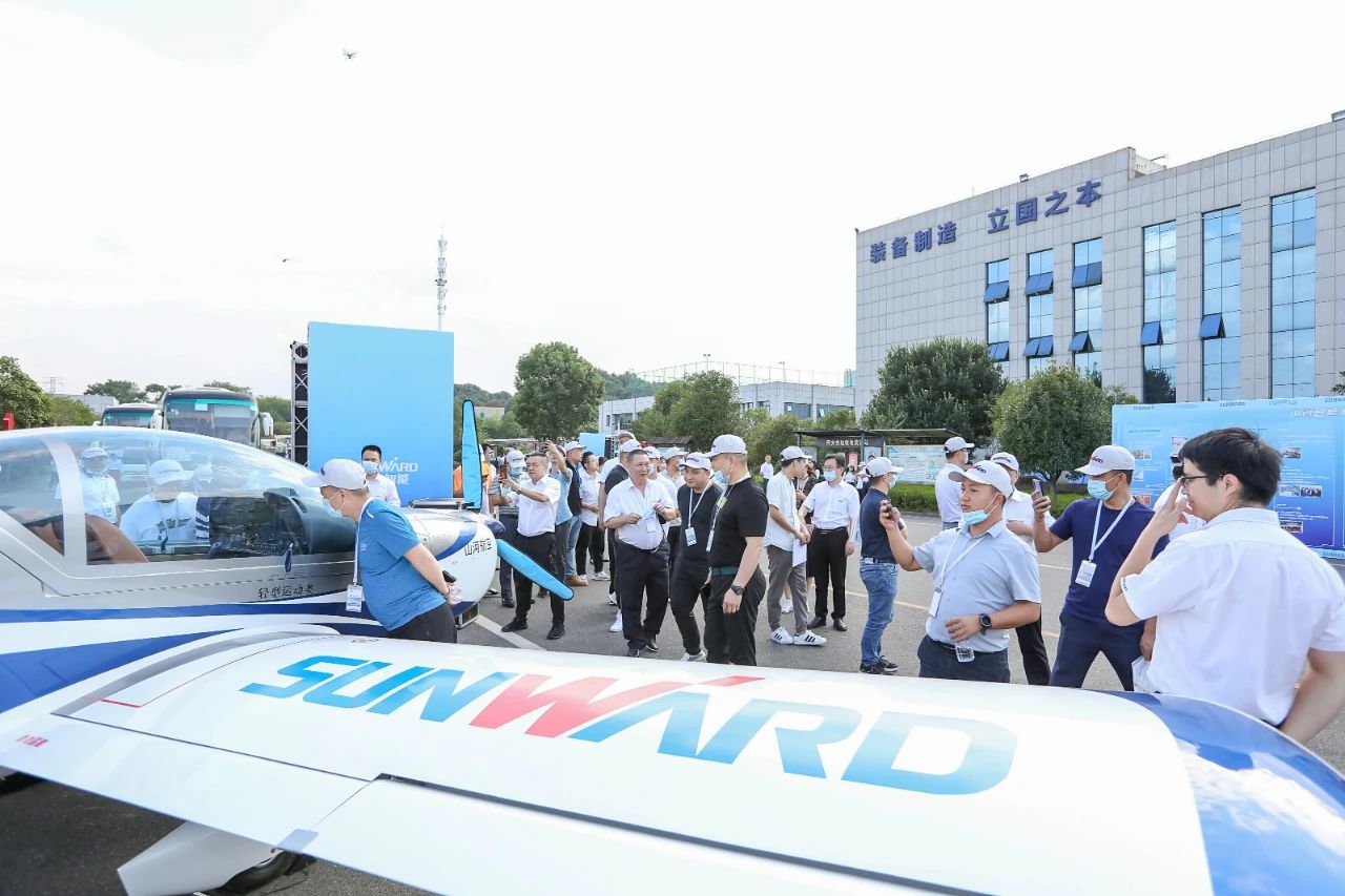 ��չ�����֣��ǹ��ɶԹ�������Ч��չʾ�������ʱ����Ϯ