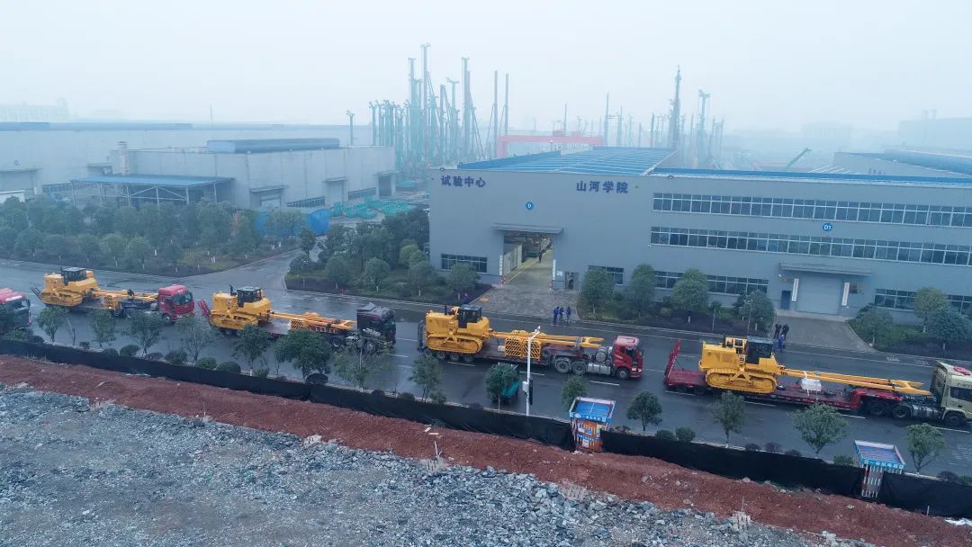 ���������ص㹤�̣��ǹ��ɶԹ������������ܵ�װ�������͡���������