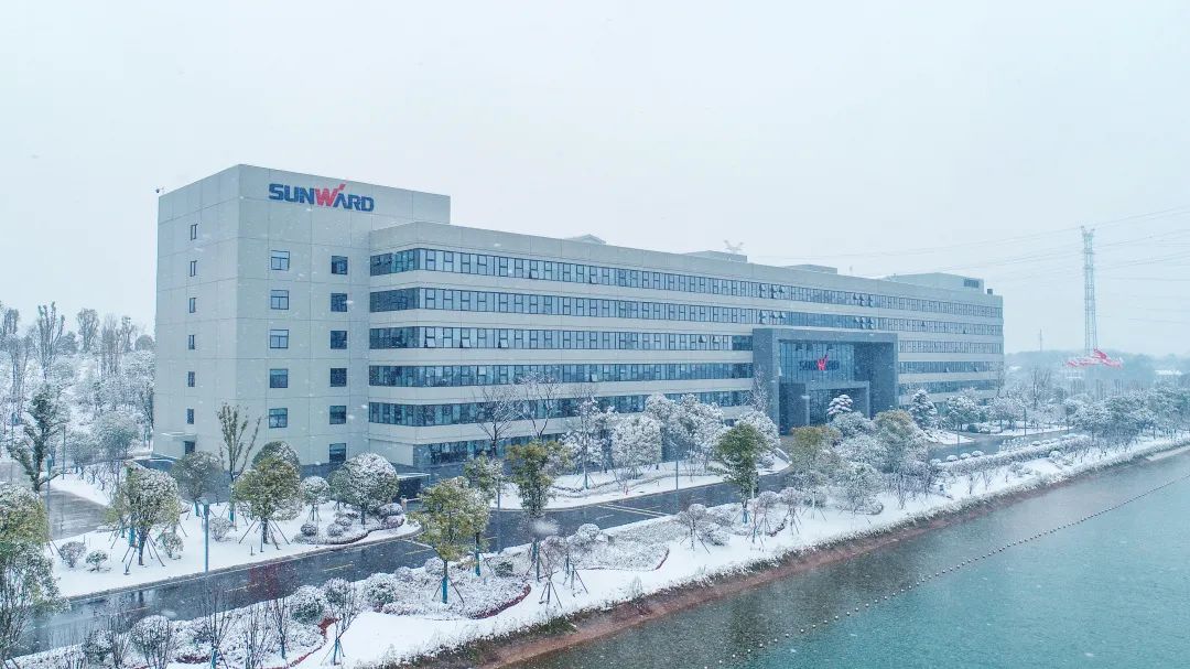 ��ѩ����������������ѩ���ǹ��ɶԹ�����