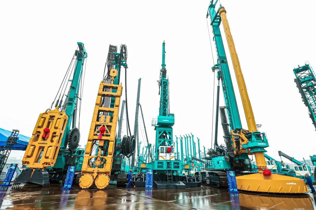 ¶à¿î²úÆ·Îʶ¦ÌìÏÂÖ®×ÌǹûÅɶԹÙÍøÖÇÄܵØÏ¹¤³Ì×°±¸È«ÇòÐû²¼»áÀֳɾÙÐÐ