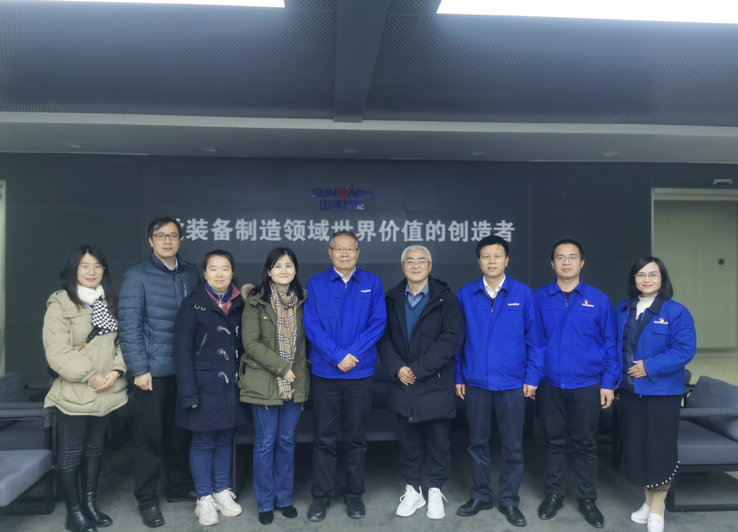 ����ʡ�˹�����ѧ�����鳤�°���һ�п�������ǹ��ɶԹ�������