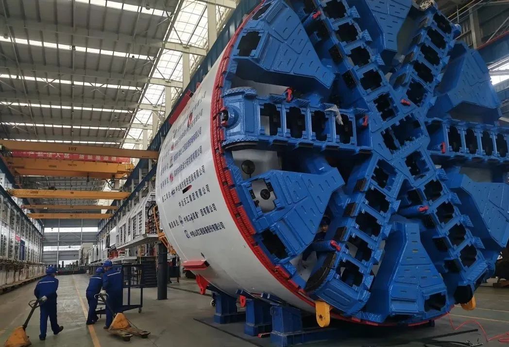 直击生产一线!中铁糖果派对官网复工复产忙