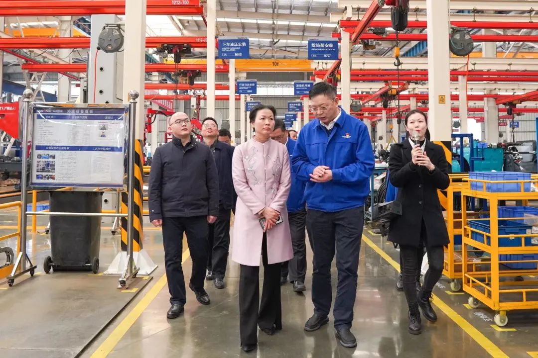 ��ɳ���ܹ��ᡢ��ɳ�������ܹ���һ�е����ǹ��ɶԹ�������