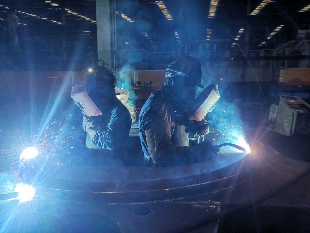 �ǹ��ɶԹ������� | һ�Ѻ�ǹ��������Ѥ������