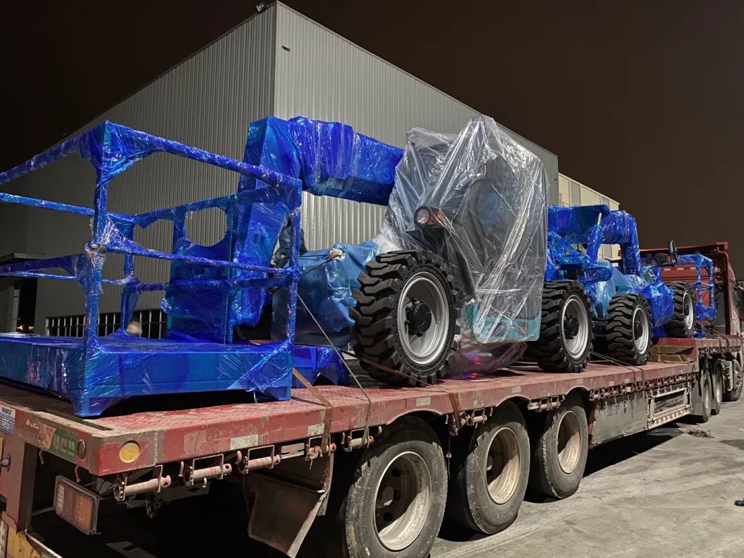 �����۲�װ����������ά�ǣ��ǹ��ɶԹ�������һ��������һ��һ�𡱽���