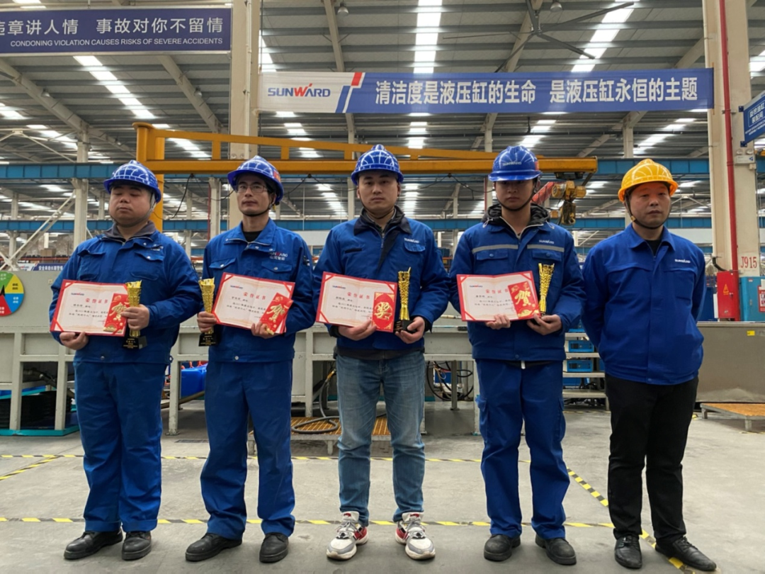 �ǹ��ɶԹ������� | ���˲������Կ�����Ϊ�����ݡ��д���