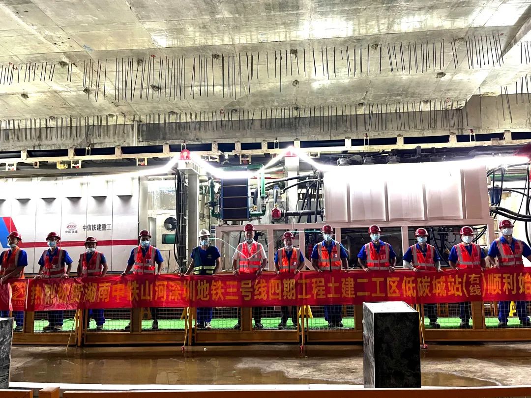 ��һվ���ڵ��������������ߣ������ǹ��ɶԹ���һ����������������