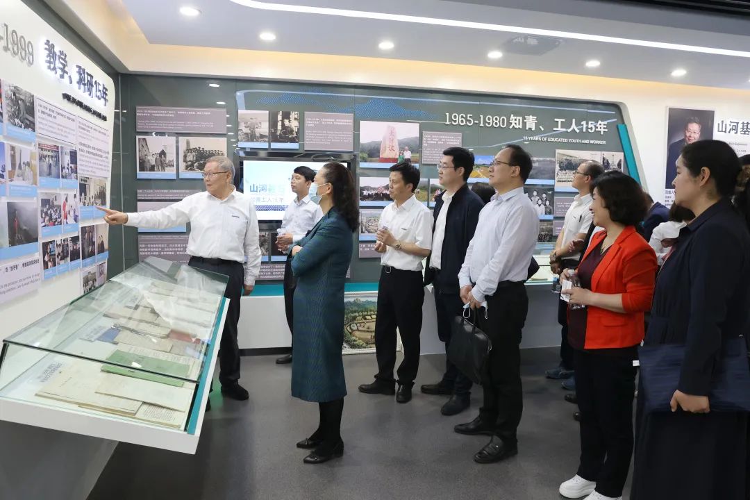 ���ѧ�к��������ϴ�ѧУ�����й�����ԺԺʿ�������������ǹ��ɶԹ�������