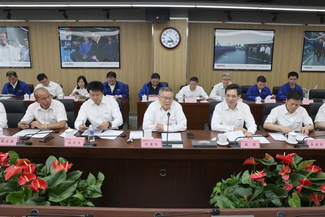 ���ѧ�к��������ϴ�ѧУ�����й�����ԺԺʿ�������������ǹ��ɶԹ�������