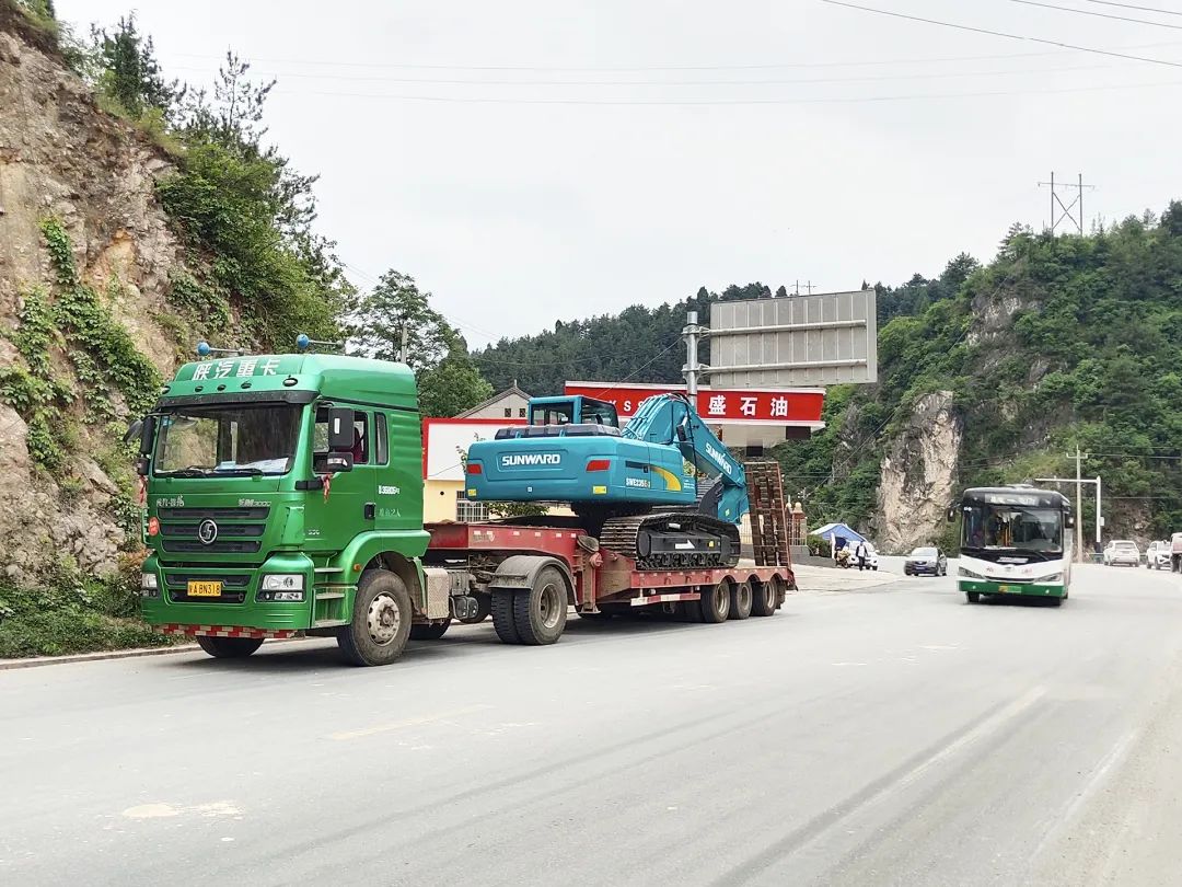 �ǹ��ɶԹ���-׷�󿵽�,����һ������