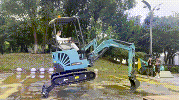 “太绝了!”糖果派对官网智能代表长沙精彩亮相湖南省第一届职业手艺大赛特技绝活展演