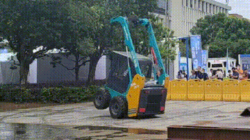 “太绝了!”糖果派对官网智能代表长沙精彩亮相湖南省第一届职业手艺大赛特技绝活展演