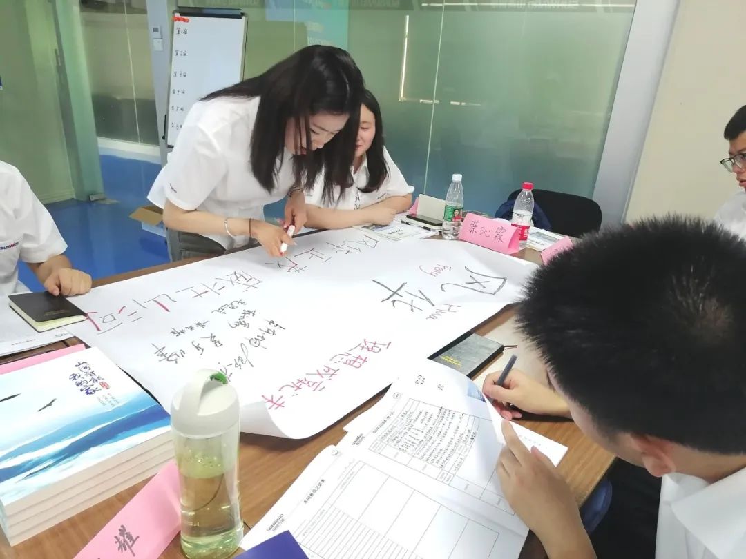 У�� | ʢ����������Ⱥ������̫�����ۡ����������ǹ��ɶԹ�����������