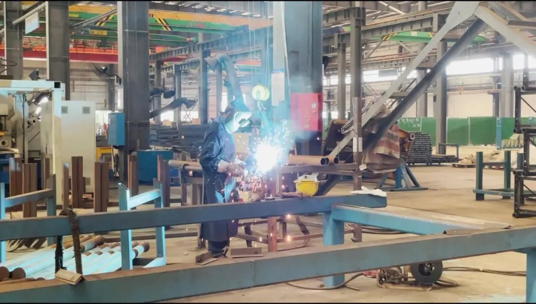 ͼ�� | ս������ӭ�������飡�ǹ��ɶԹ��������ж�