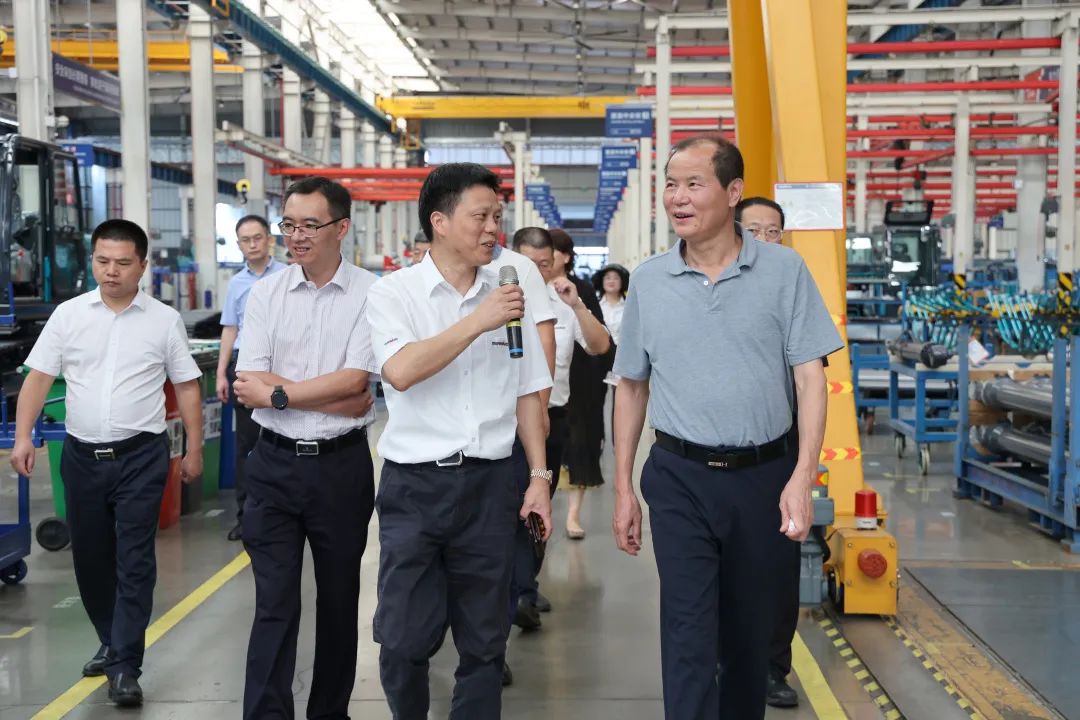 �ǹ��ɶԹ���-׷�󿵽�,����һ������