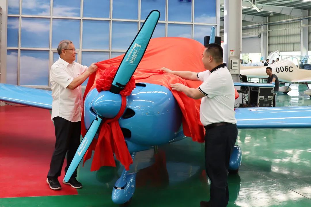 23���½���100�ܣ��ǹ��ɶԹ������յ� 199��200 �ܰ������ɻ�˳�����߽���