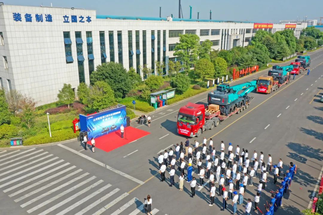 携手山东汇诚助力我国口岸建设!糖果派对官网智能口岸抓料机乐成批量交付