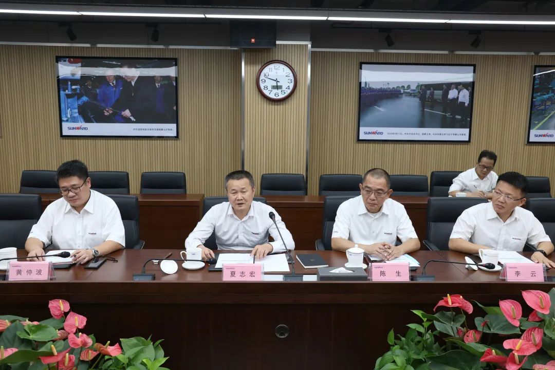 广州工控副总司理张劲泉调研糖果派对官网智能