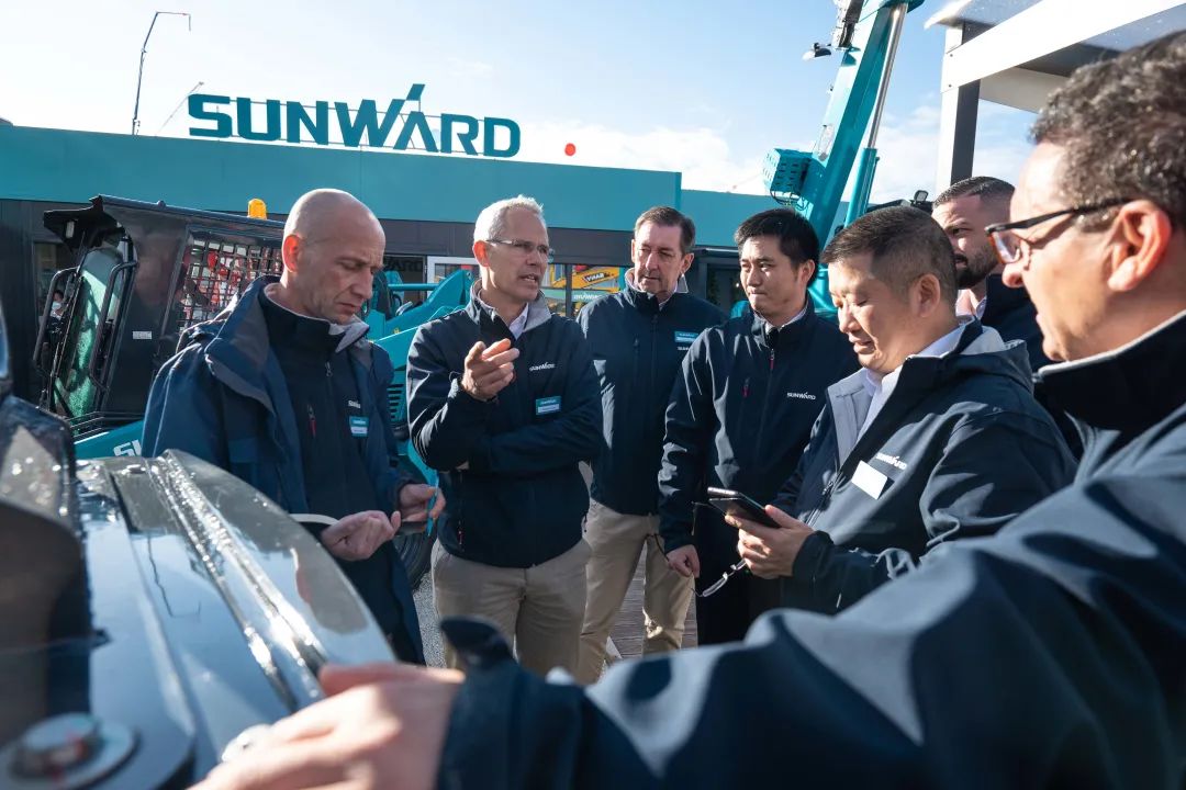 Bauma 2022 | 一组火热现场图带您重温糖果派对官网智能德国宝马展之旅