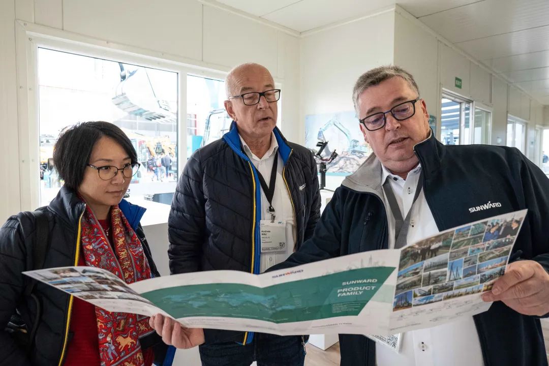 Bauma 2022 | 一组火热现场图带您重温糖果派对官网智能德国宝马展之旅