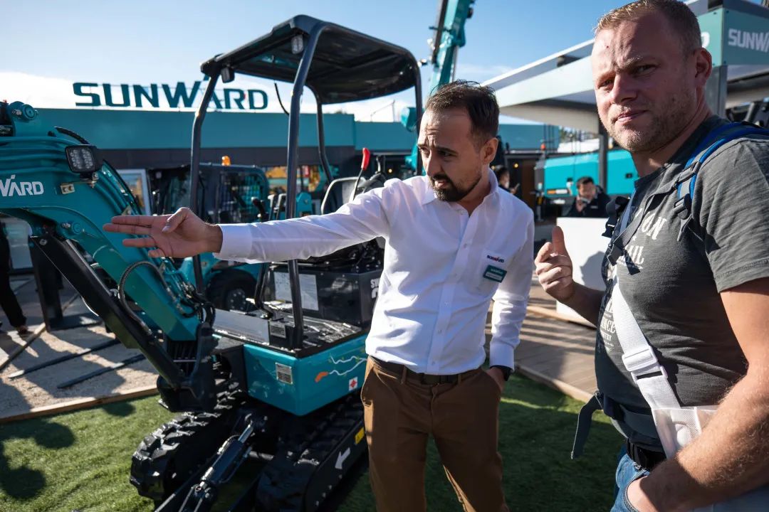 Bauma 2022 | 一组火热现场图带您重温糖果派对官网智能德国宝马展之旅