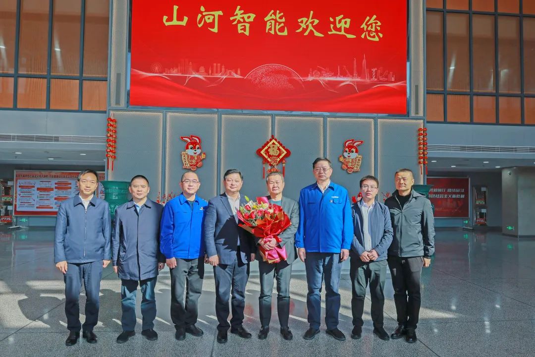 新春第一访!付旭明走访慰问糖果派对官网智能