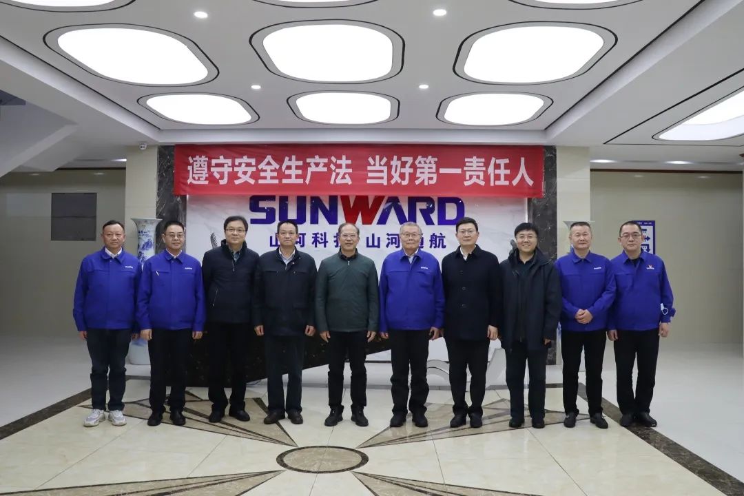 广州市国资委主任陈德俊考察糖果派对官网智能航空工业基地