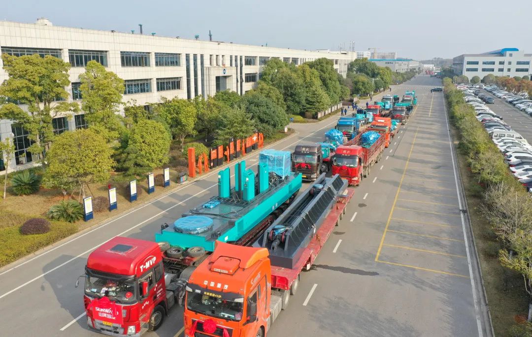 喜迎龙仰面!糖果派对官网智能大吨位PDP工法引孔式静力压桩机出征哥伦比亚