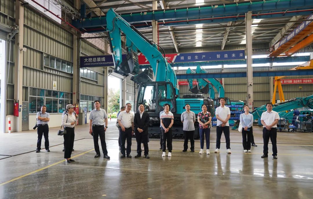 ̫ԭ����Э��ϯ��ѧ�ϵ����ǹ��ɶԹ�������