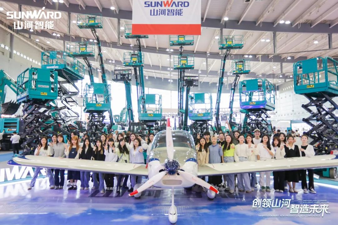 2023 CICEE | �ǹ��ɶԹ�����������2023��ɳ���ʹ��̻�еչ�����ܻ����綯����ƷվCλ