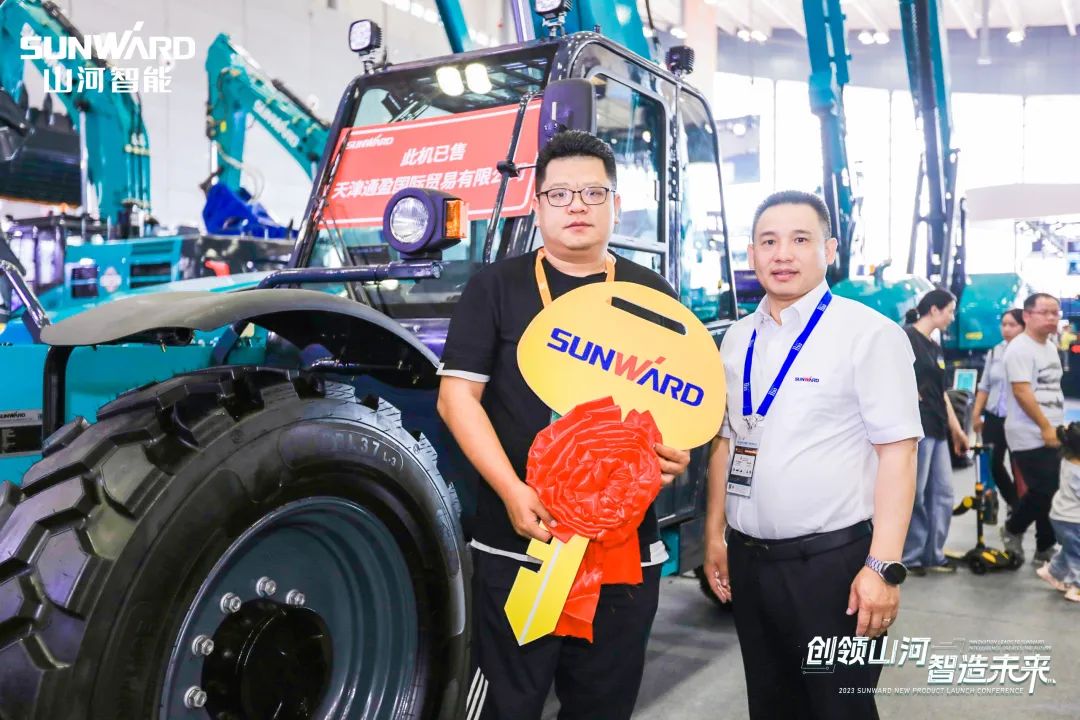 �۽��綯�������ܻ����ǹ��ɶԹ�������ȫϵ�и߿ջ�е��Ʒ���೤ɳչ