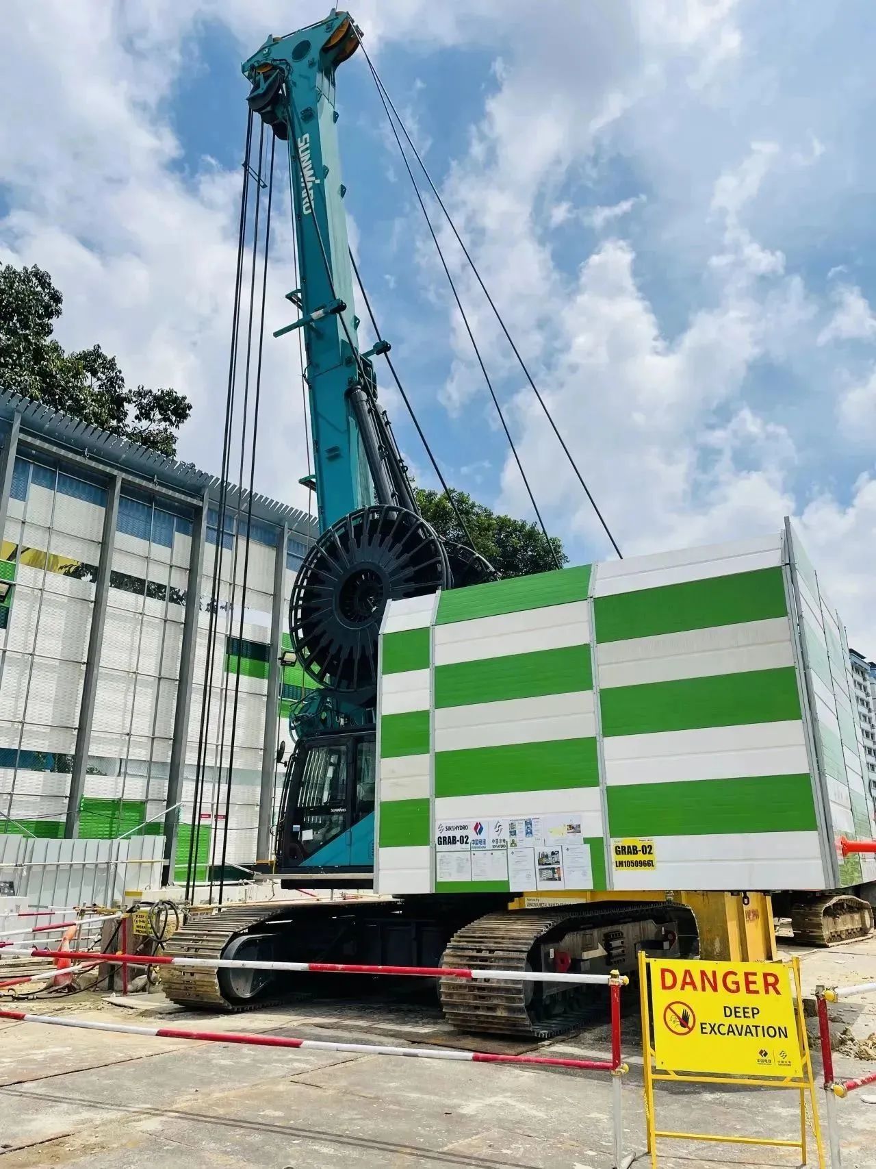 �������ڹ����ش󹤳̣��ǹ��ɶԹ�������Һѹץ��ʵ������Ȧ��