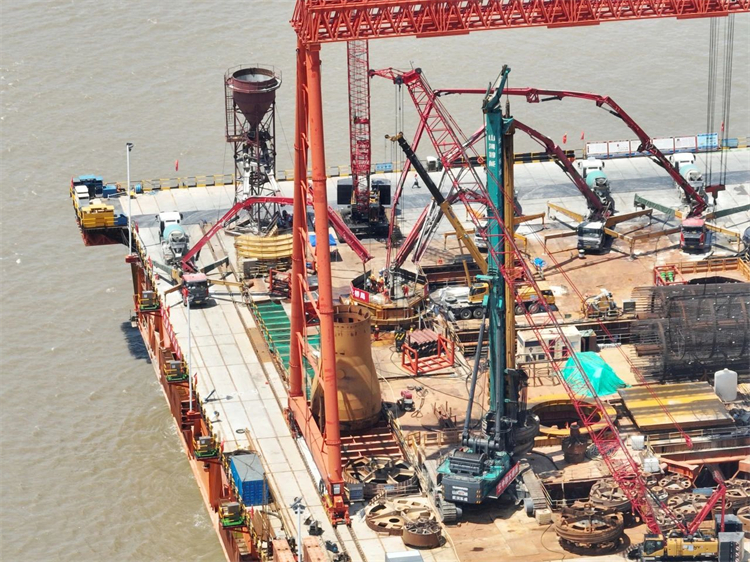 ϲ±¨£¡ÌǹûÅɶԹÙÍøÖÇÄÜÍê³É¡°È«Çò×î´ó¡±6.3Ã×Ö±¾¶ÐýÍÚ×®³É¿×³É×®