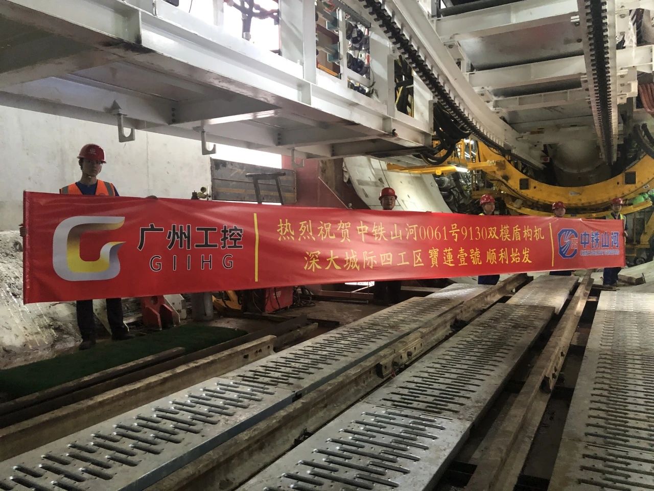 �������Ǽ���·�����������ǹ��ɶԹ���0061��˫ģ�ܹ���˳��ʼ��