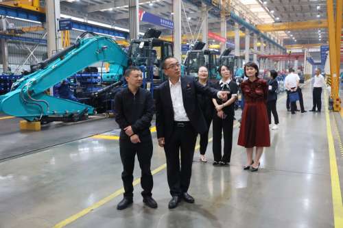 �ǹ��ɶԹ���-׷�󿵽�,����һ������