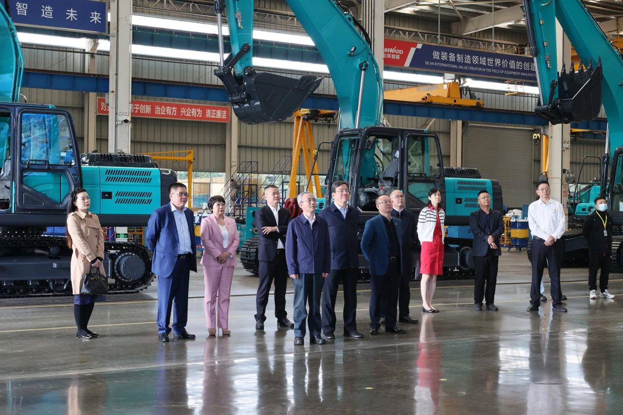 天下工商联副主席寿子琪调研糖果派对官网智能