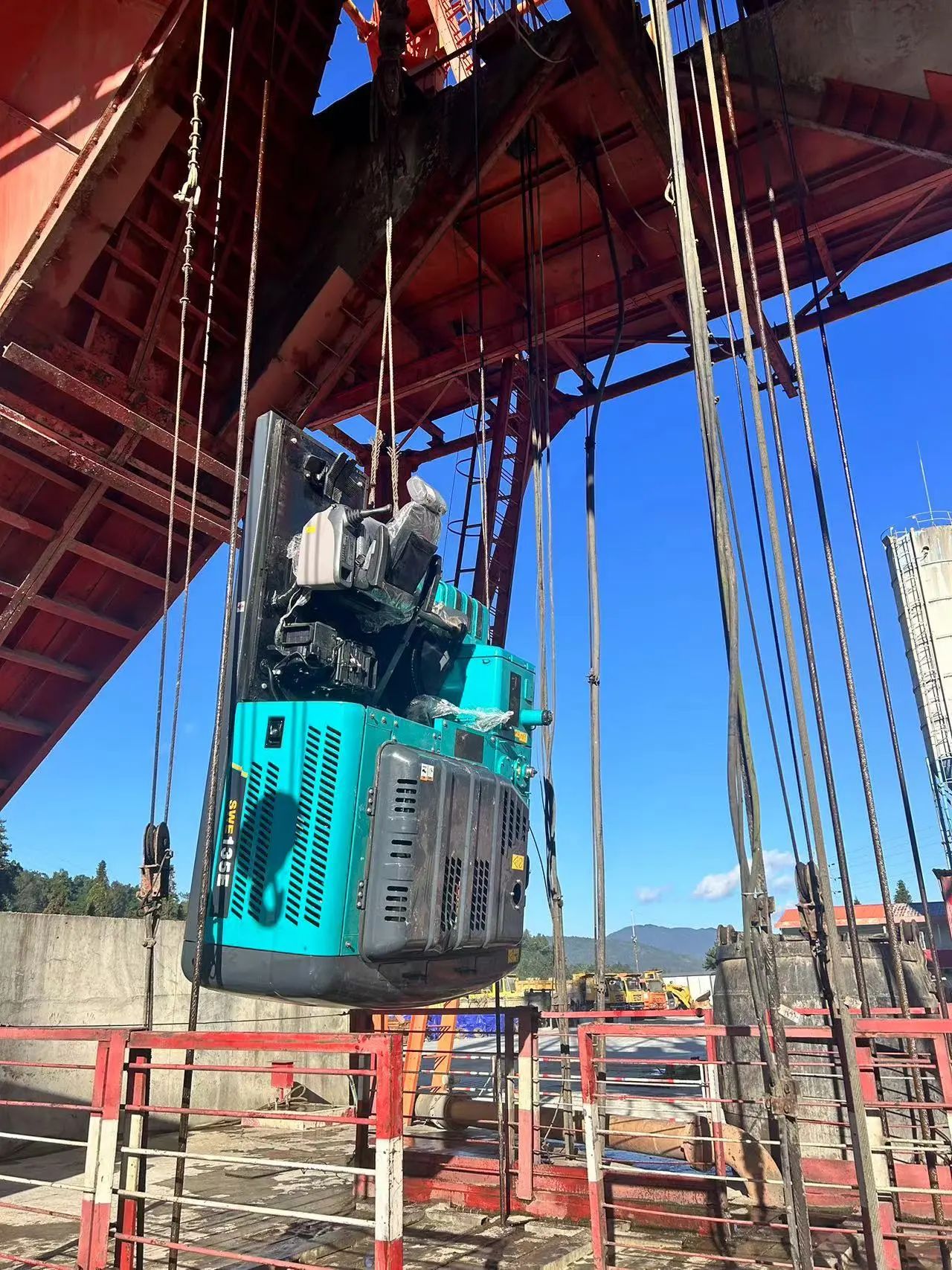 �ǹ��ɶԹ��������ۺ����ȫ���Ը��������е���������