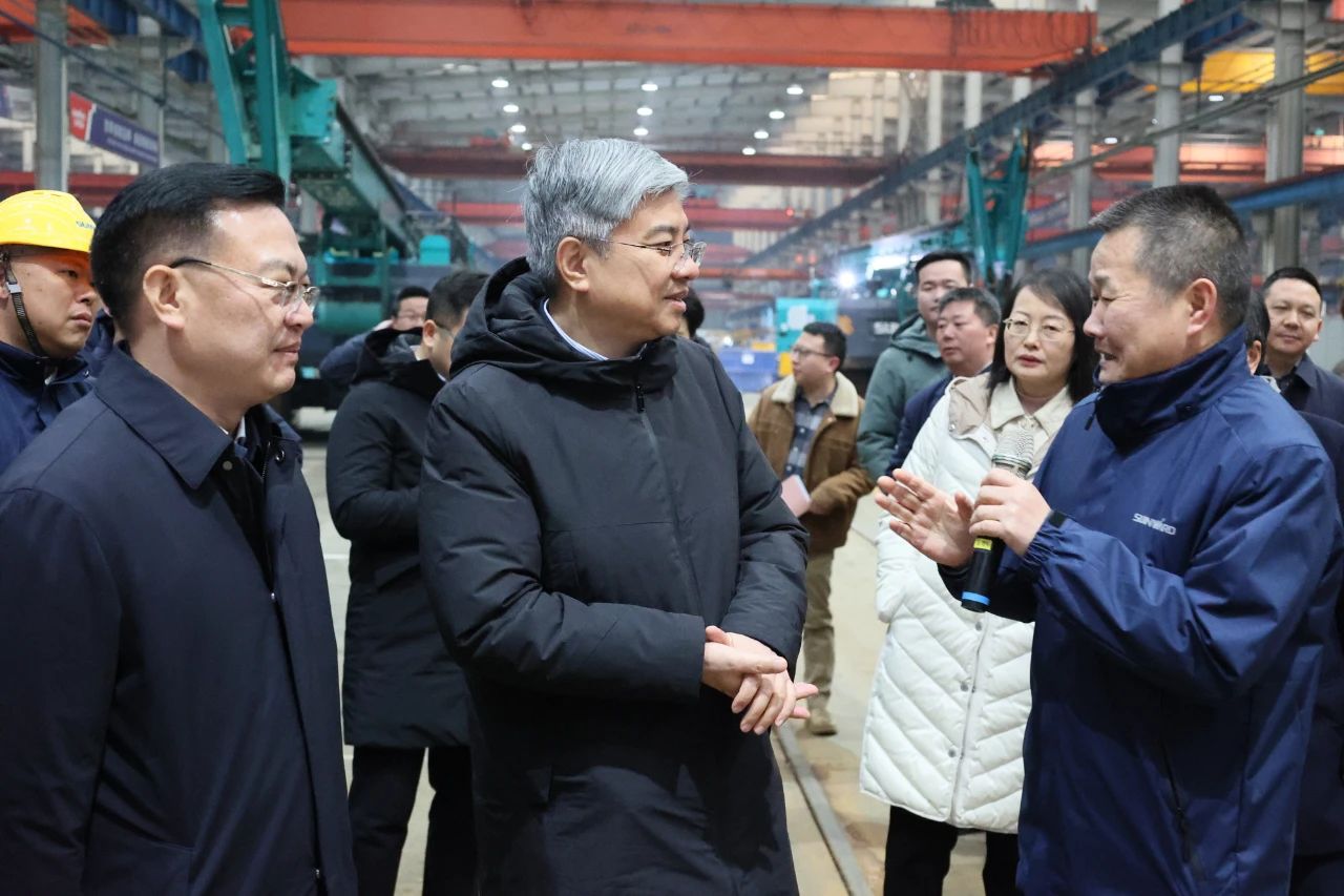 商务部部长助理唐文弘调研糖果派对官网智能